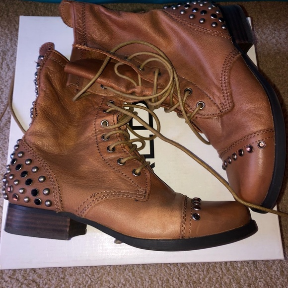 ALDO Amersfoort leather studded boots - Picture 3 of 5